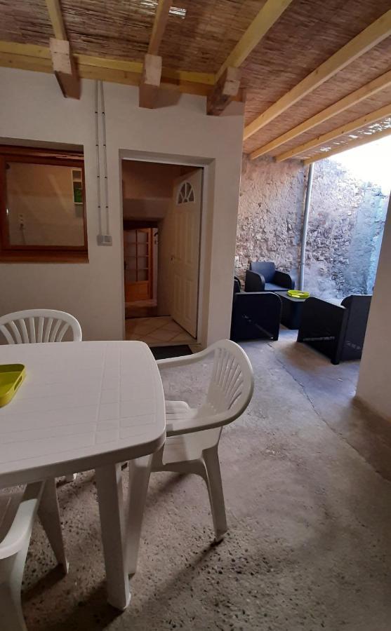 Petite Maison De Village Situee Entre Lacs, Cascades Et Montagnes Virieu-le-Grand Eksteriør billede